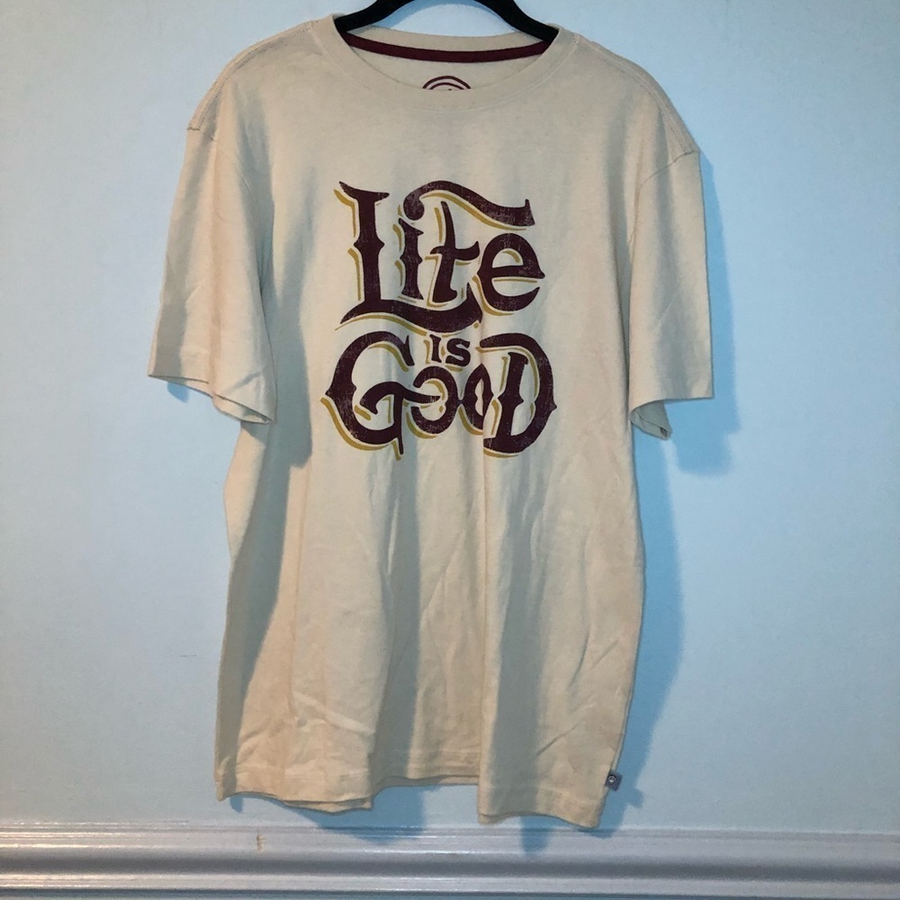 NWT Life is Good Semi Fitted Cream Sample Short Sleeve T-Shirt Size Medium